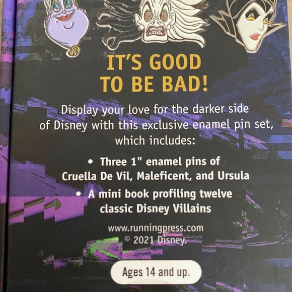FINAL MARKDOWN• 
⚡️Disney Villains Enamel Pin boxed Set With 3 Exclusive Designs - Picture 4 of 7